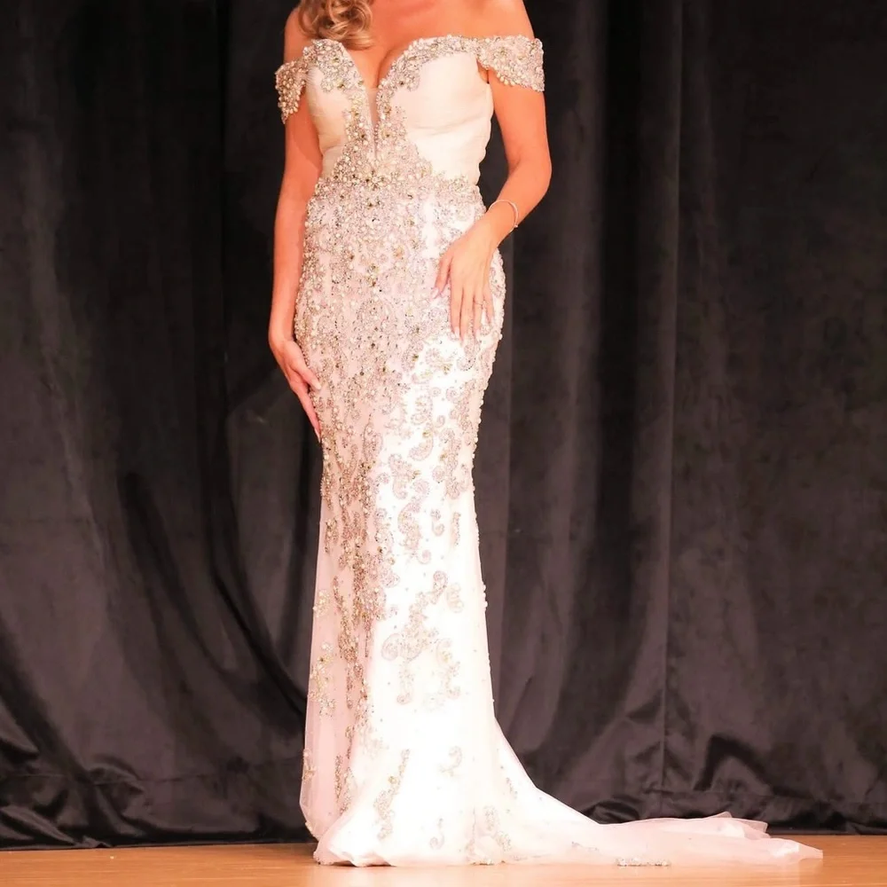 Mac Duggal Couture Evening Gown - Picture 2 of 4